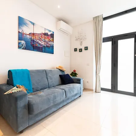 Sea & Culture -lerici-300 M From The Apartamento
